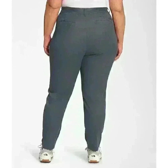 NEW! The North Face Women's Plus 18W Standard Tapered Pants NWT $99 - Picture 2 of 3